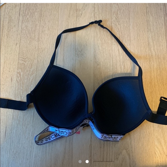 Black Victoria’s Secret bra - Picture 2 of 2